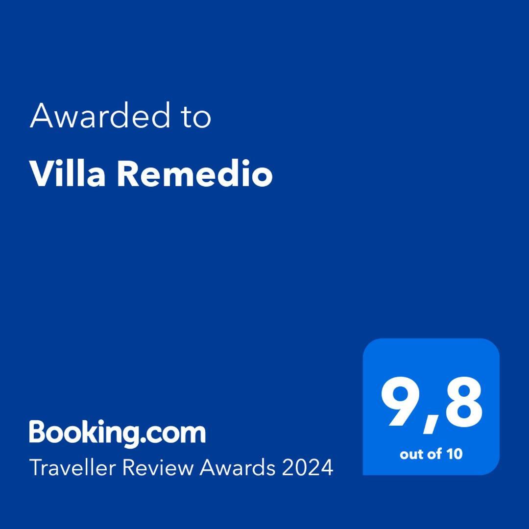 Villa Remedio Neon Khorion  Exteriör bild